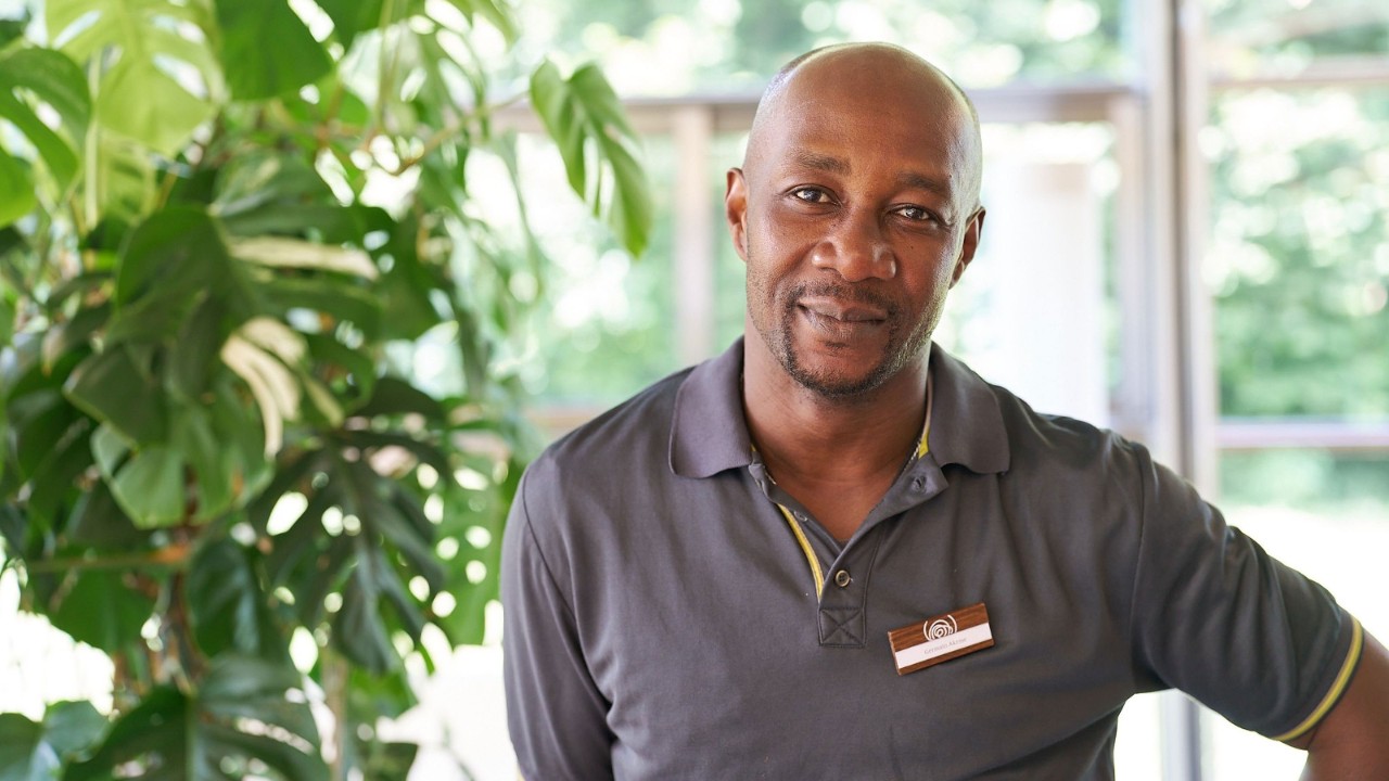Germain Akesse - Employé de cuisine.