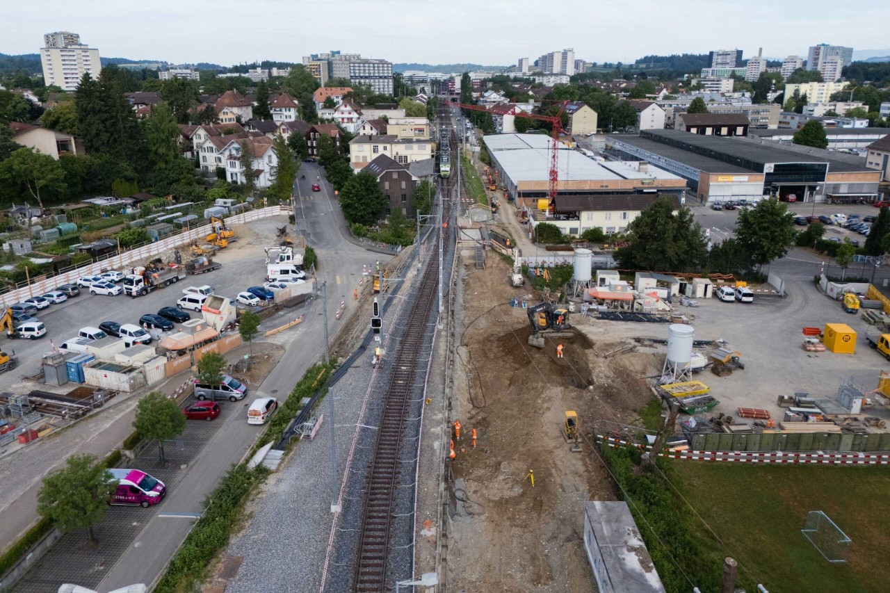Strassenunterführung Stöckacker, die zur Hälfte ausgehoben wurde (Nordseite).