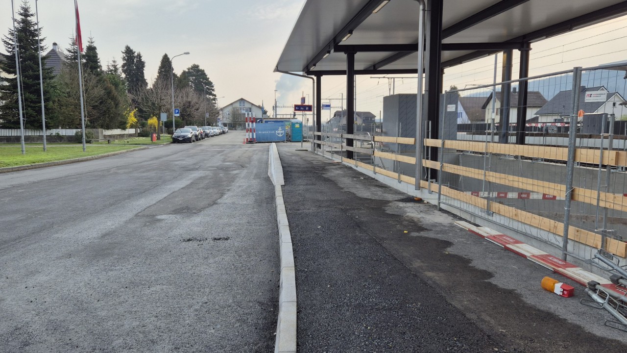 Die Bauarbeiten für den neuen nördlichen Zugang zur Personenunterführung auf der Bahnhofsseite sind im Gange.