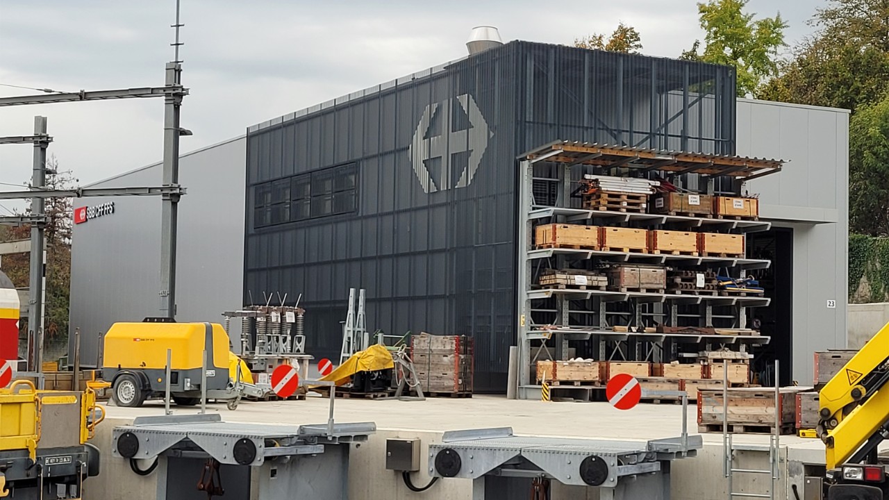 Neues Logistikgebäude Bahnhof Genf.