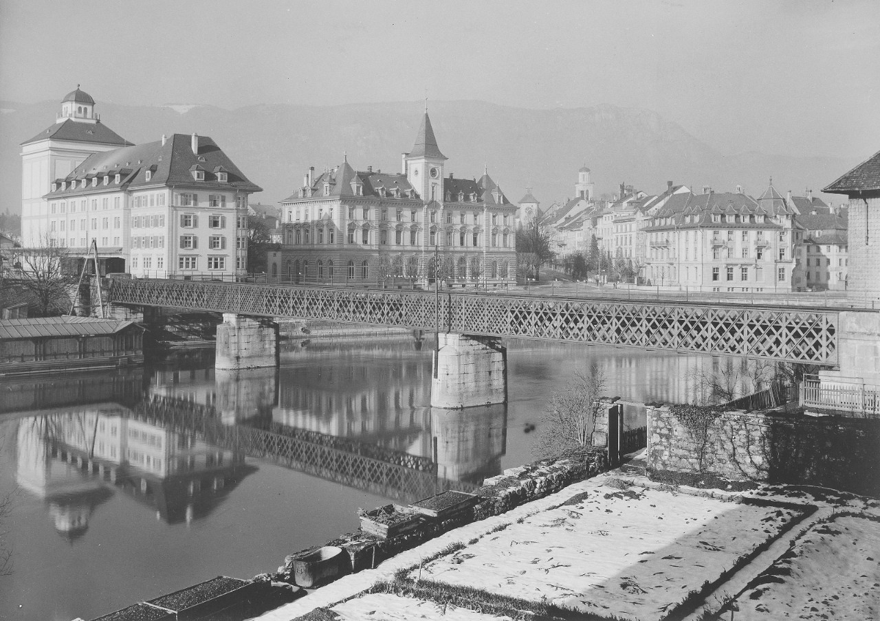 Historisches Foto der ersten Brücke von 1856.
Quelle: Wettbewerbsbeitrag «Reprise»